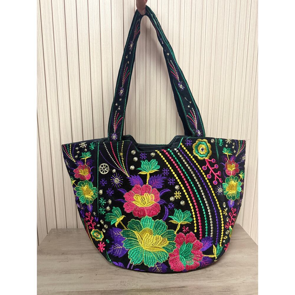 Embroidered Shoulder Tote Bag Black Floral - Picture 2 of 12